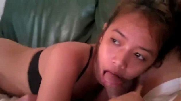 18 Yo Girls Sucking Cock