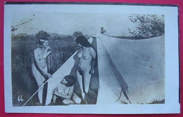 1940s Vintage Nude Lesbians