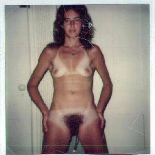 70 S Vintage Amateur Polaroid Nudes