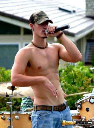 Actor Eric Balfour Nude