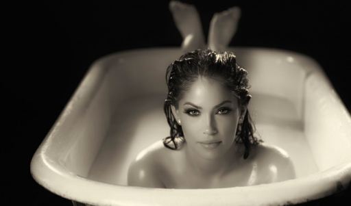 Actress Olivia Pierson Bw Bath