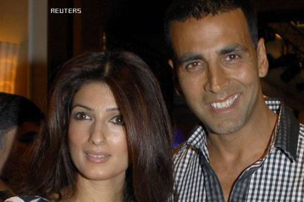 Akshay Kumar Wife And Son