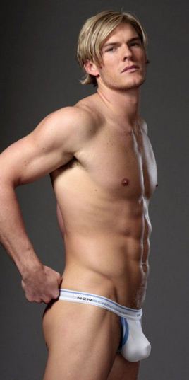 Alan Ritchson