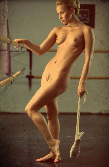 Aleska Diamond Naked Ballet Practice