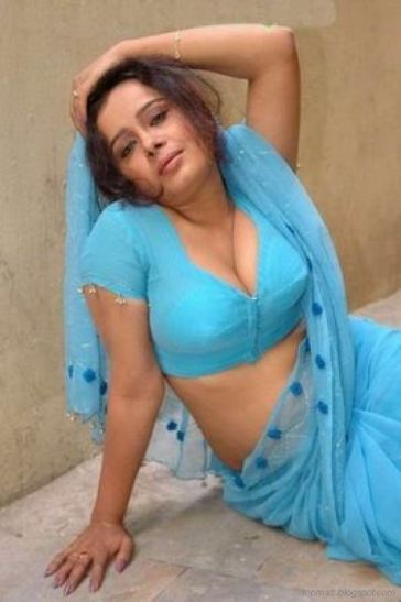 Hot Indian Aunty Sexy Photo
