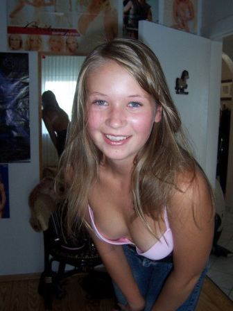 Hot Naked Girl Big Boobs Free Porn Babe Busty Nude Breasts