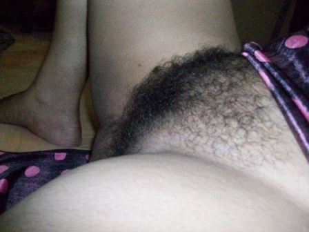 Indian Aunty Showing Hairy Pussy