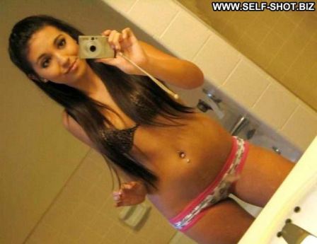 Jailbaitgallery Com Self Shot