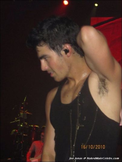 Joe Jonas Nude