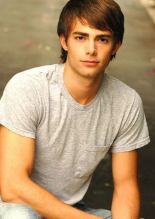 Jonathan Bennett