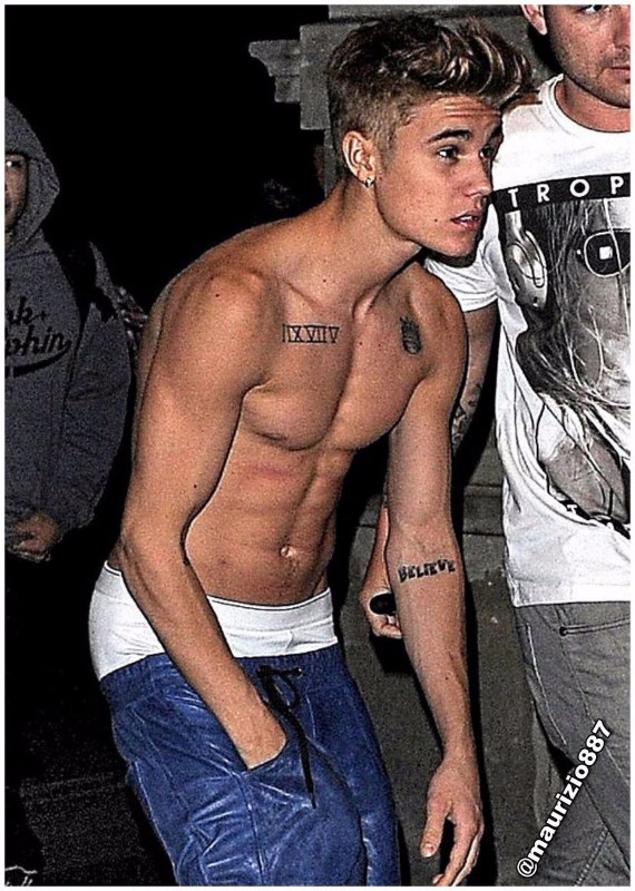 Justin Bieber Shirtless 2013