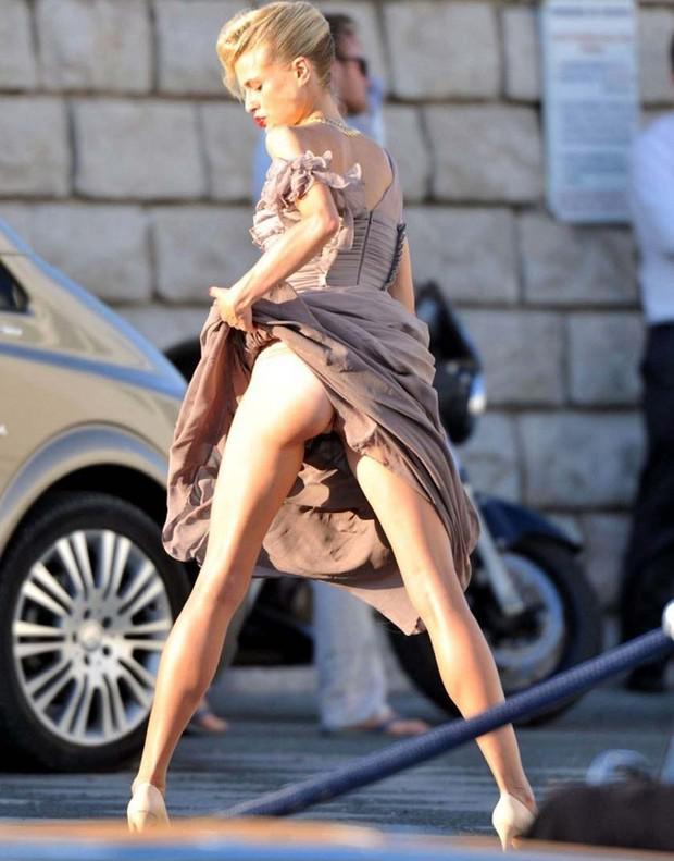 Karolina Kurkova Ass