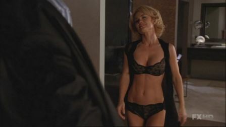 Kelly Carlson Nude