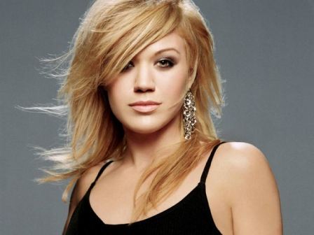 Kelly Clarkson Hair
