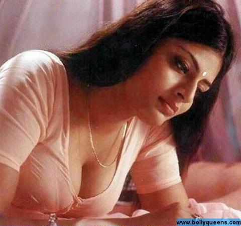 Kerala Mallu Aunty Hot