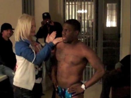 Kevin Hart Shirtless
