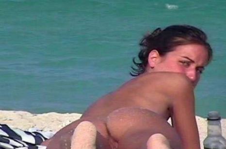 Lauren Hutton Nude Naked
