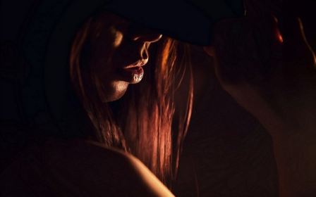 Lips Low Light Phto Redhead Girl
