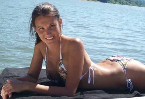 Malibu Strings Bikini Competition