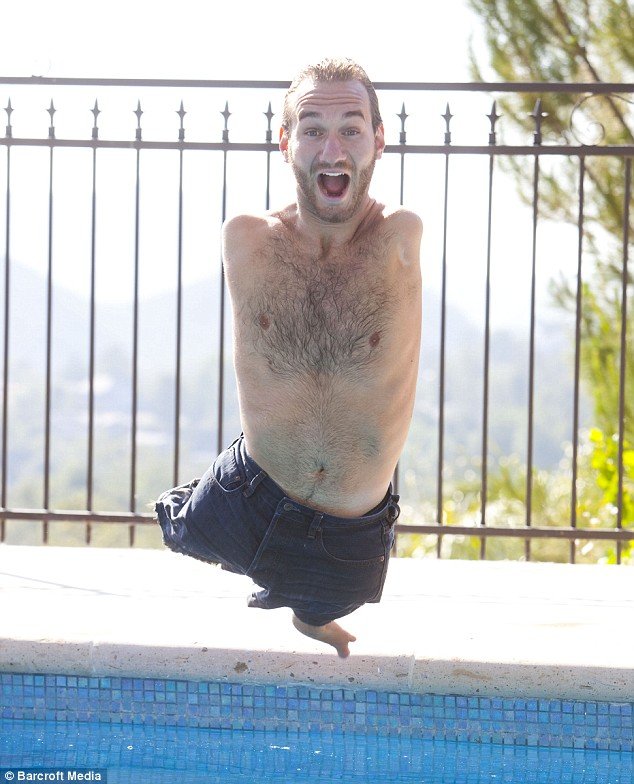 Man With No Limbs Nick Vujicic