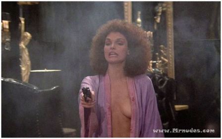 Mary Elizabeth Mastrantonio Nude