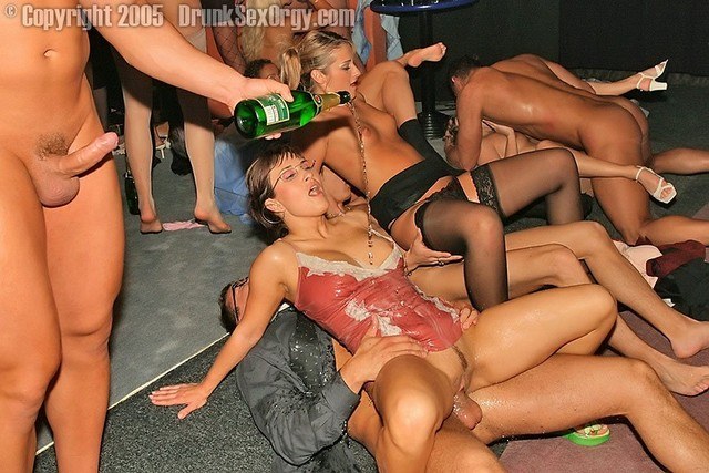 Naked Drunk Party Girls Having Sex