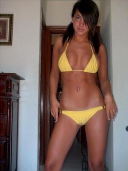 Naked Wild Brunettes Teenie Posing Naked Galls