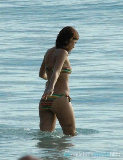 Nelly Furtado Bikini