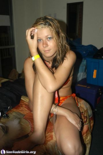 Non Nude Girl Models
