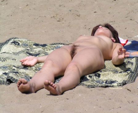 Nude Beach Voyeur Hairy Pussy