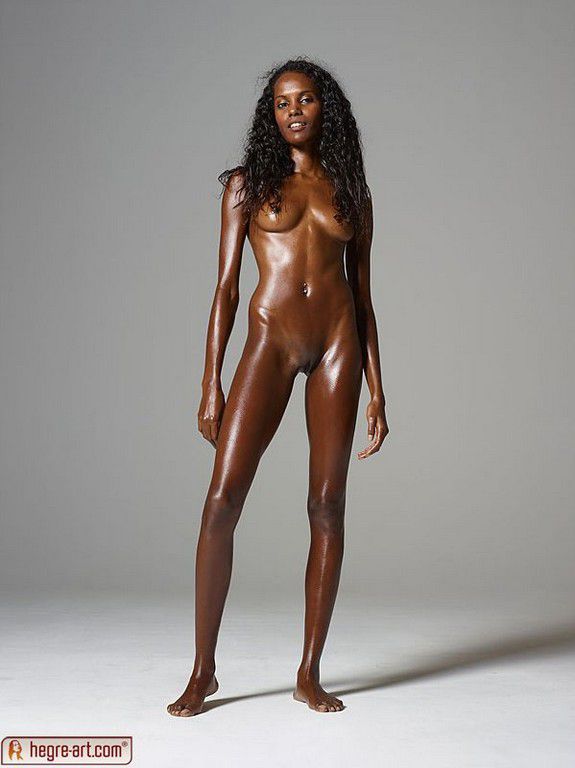 Nude Black Model Photo Shoot