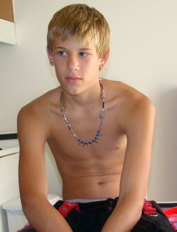 Nude Blonde Blue Eyed Boy Naked