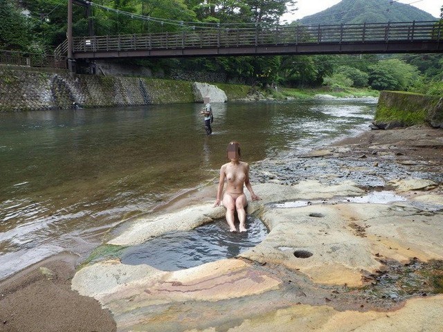Nude Japanese Hot Springs Baths