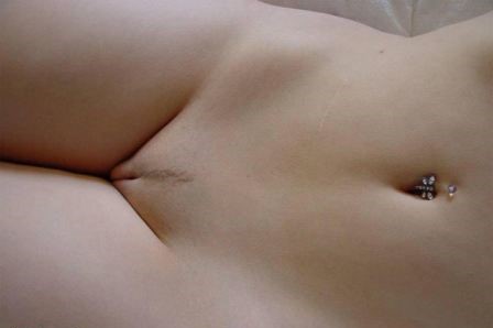 Nude Spread Camel Toe
