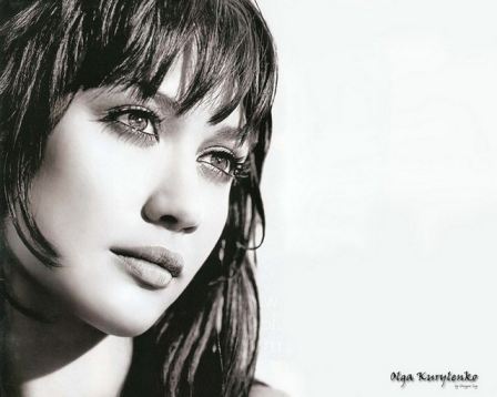 Olga Kurylenko Cute Face Close View