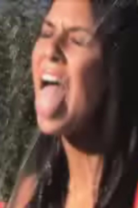 Olivia Munn Blowjob
