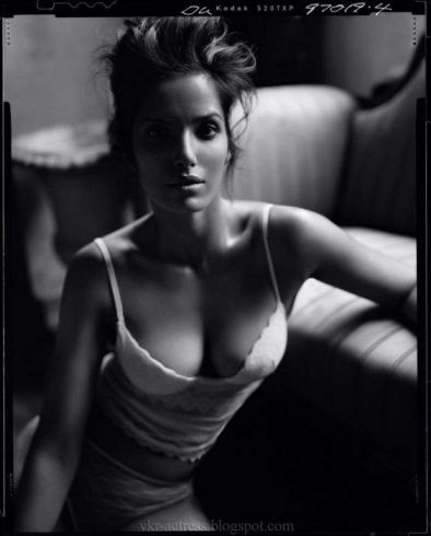 Padma Lakshmi Model Helmut Newton