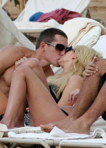 Paris Hilton Stockings Nudes