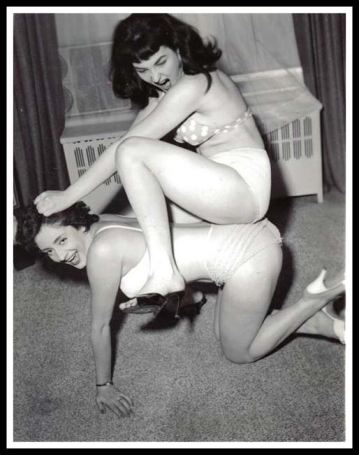 Pinups Vintage Hairy Pussy