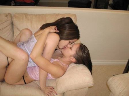 Pixie Pillows Lesbian Sex