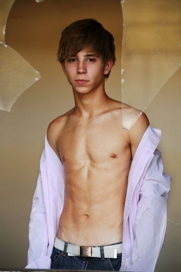 Pretty Young Teen Boy Faces
