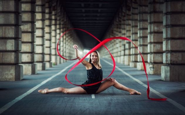 Red Ribbon Girl Gymnast Black Dress Legs