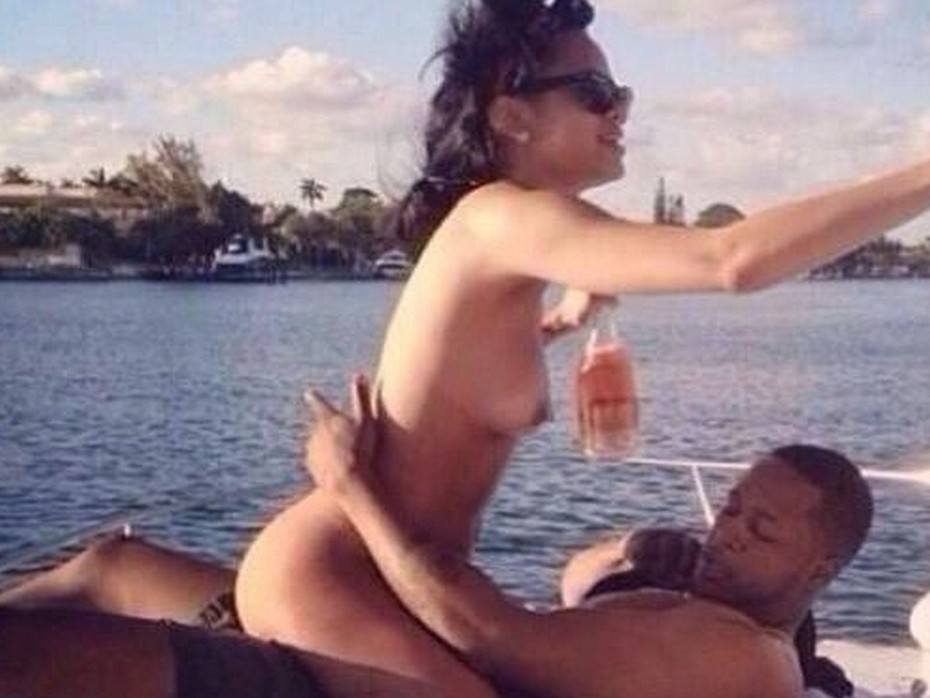 Rihanna Having Sex Hd Photos