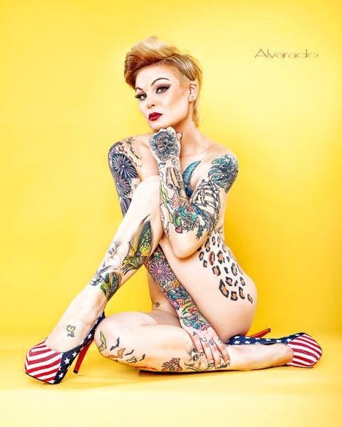 Samantha Smith Tattoo Model Nude
