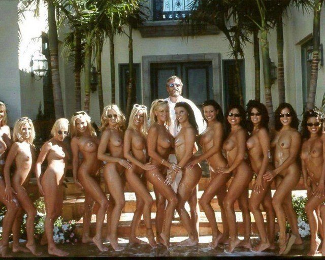 Sexy Harem Girl Nude