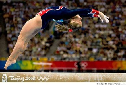 Shawn Johnson 2008 Olympics Beam