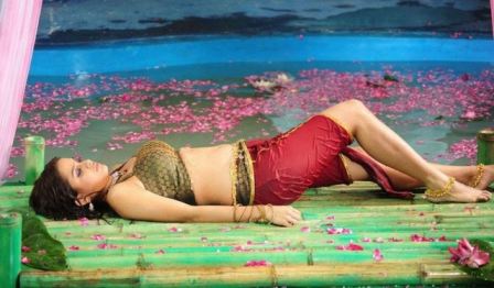 Sheena Shahabadi Hot