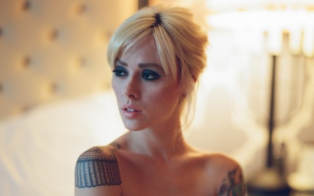 Shoulder Epaulet Tattoo Girl Blonde Beautiful Face