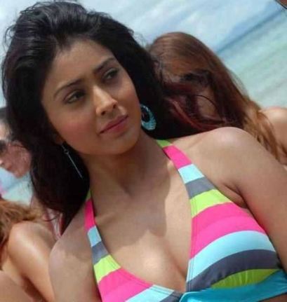 Shriya Saran Hot Bikini