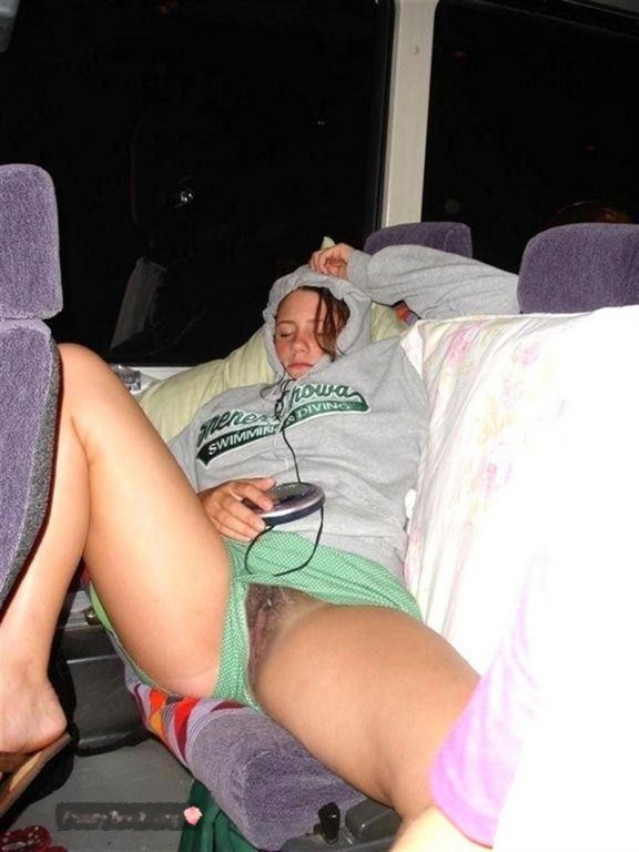 Sleeping Girl Pussy Slip On Bus